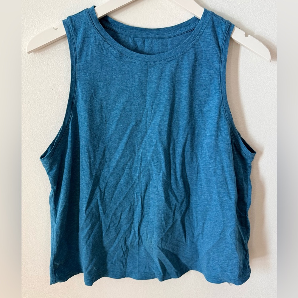 CRZ YOGA CREWNECK TANK TOP!